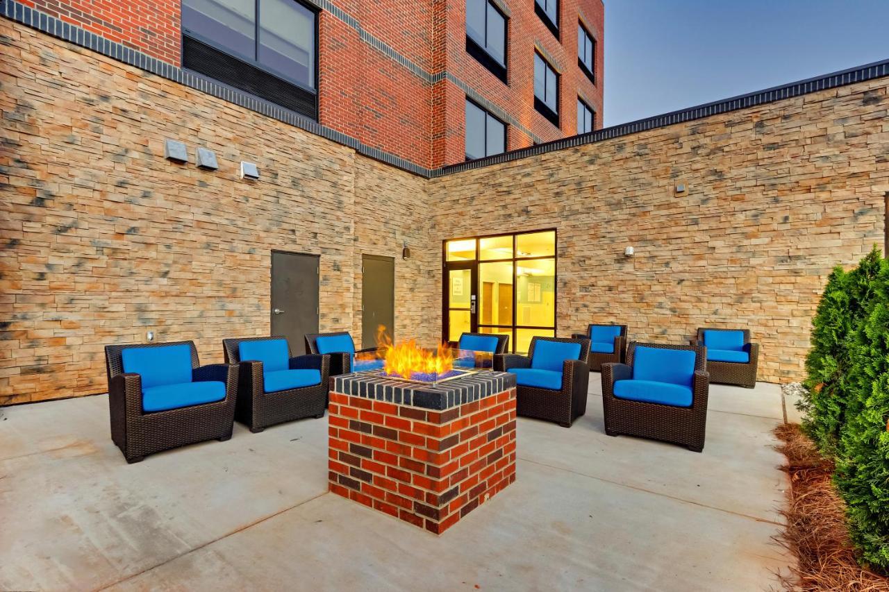 Holiday Inn Express & Suites - Winston - Salem Sw - Clemmons By Ihg Zewnętrze zdjęcie
