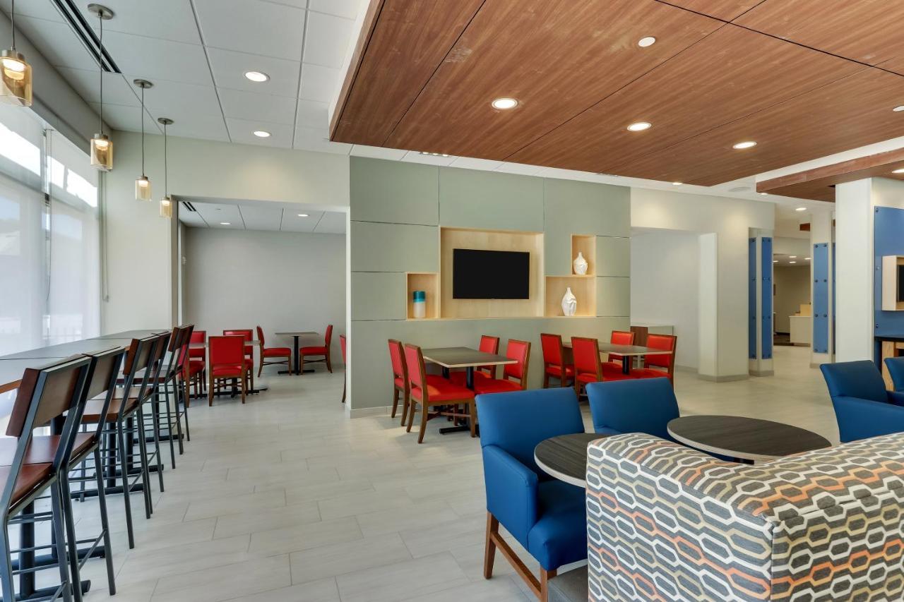 Holiday Inn Express & Suites - Winston - Salem Sw - Clemmons By Ihg Zewnętrze zdjęcie